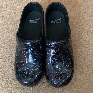 Brand new dansko shoes